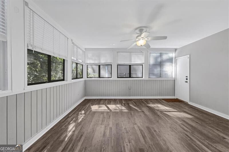 105 Adrian Place Nw Property Photo 15