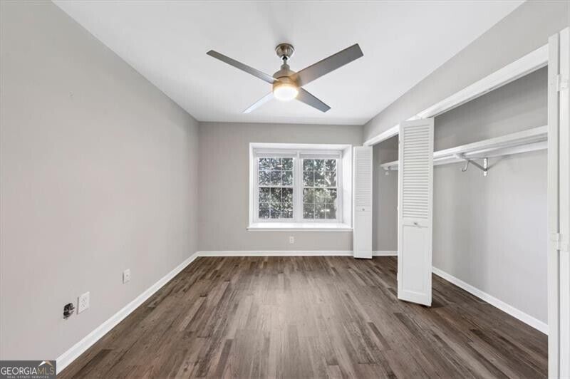 105 Adrian Place Nw Property Photo 18