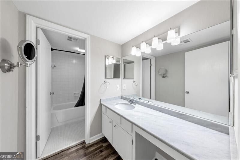 105 Adrian Place Nw Property Photo 28