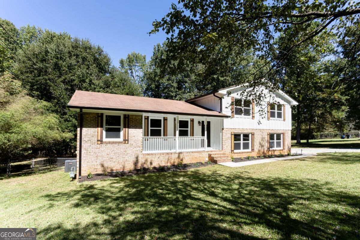 2882 Creek Drive Property Photo 5