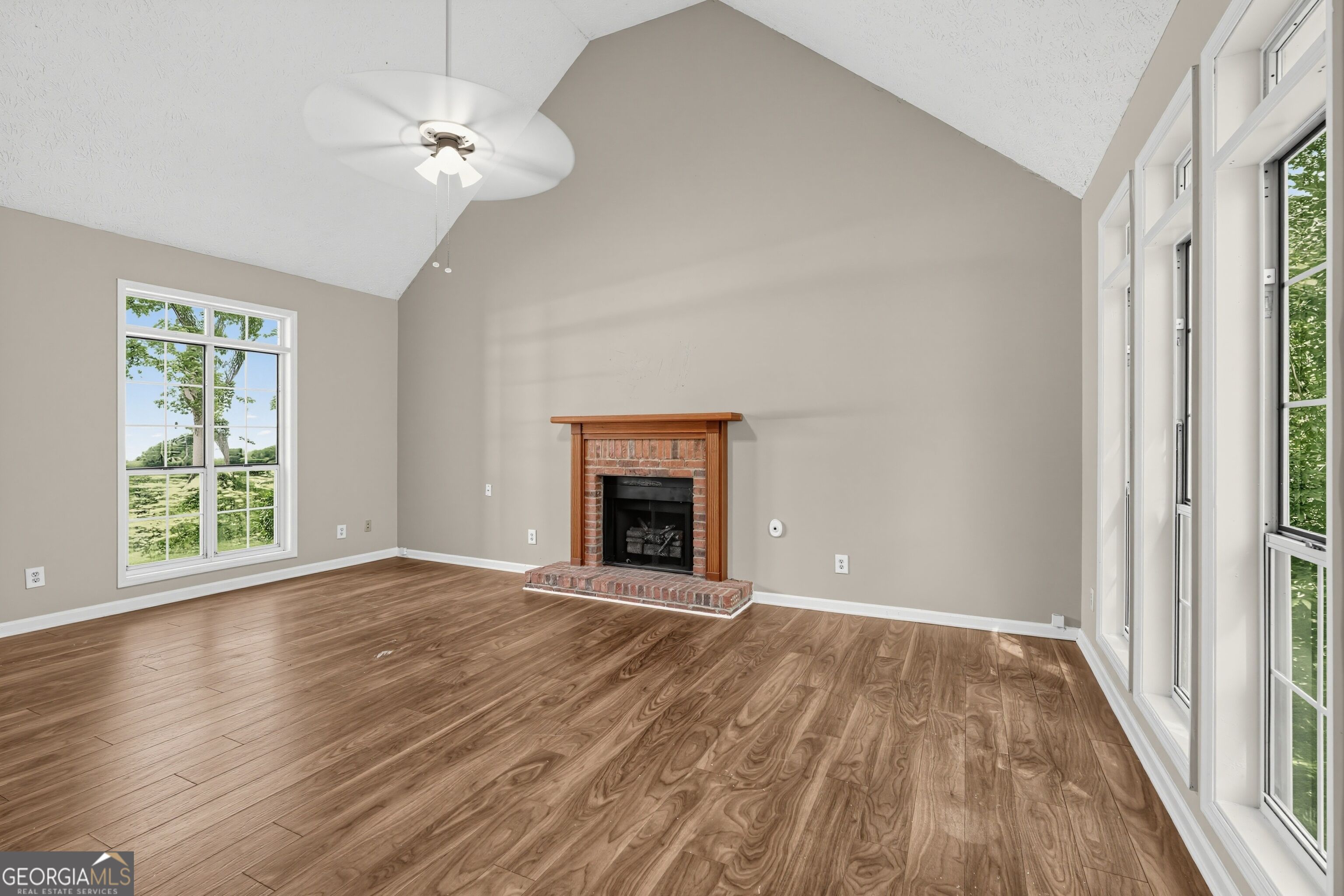1207 Tyne Way Property Photo 10