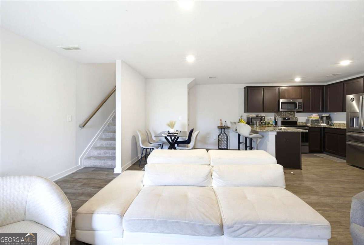 3274 3274 Stonewall Lane Property Photo 7