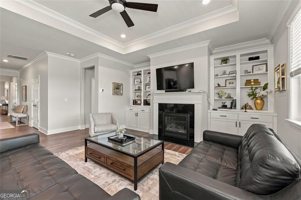 1434 Bluffs Ridge Way Property Photo 10