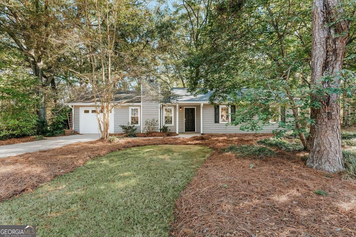 138 V F W Drive Property Photo 1