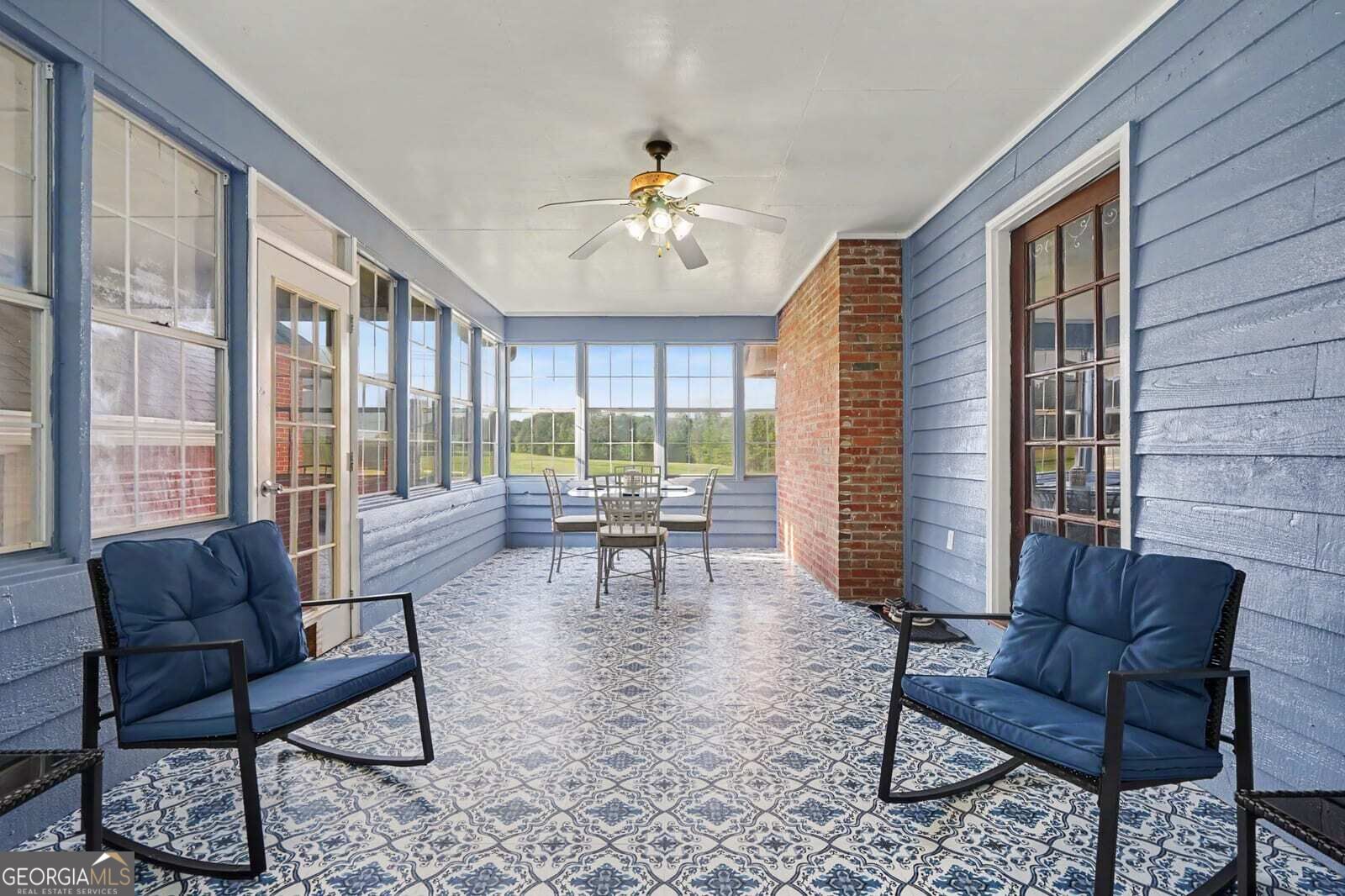 585 P J East Road Property Photo 30