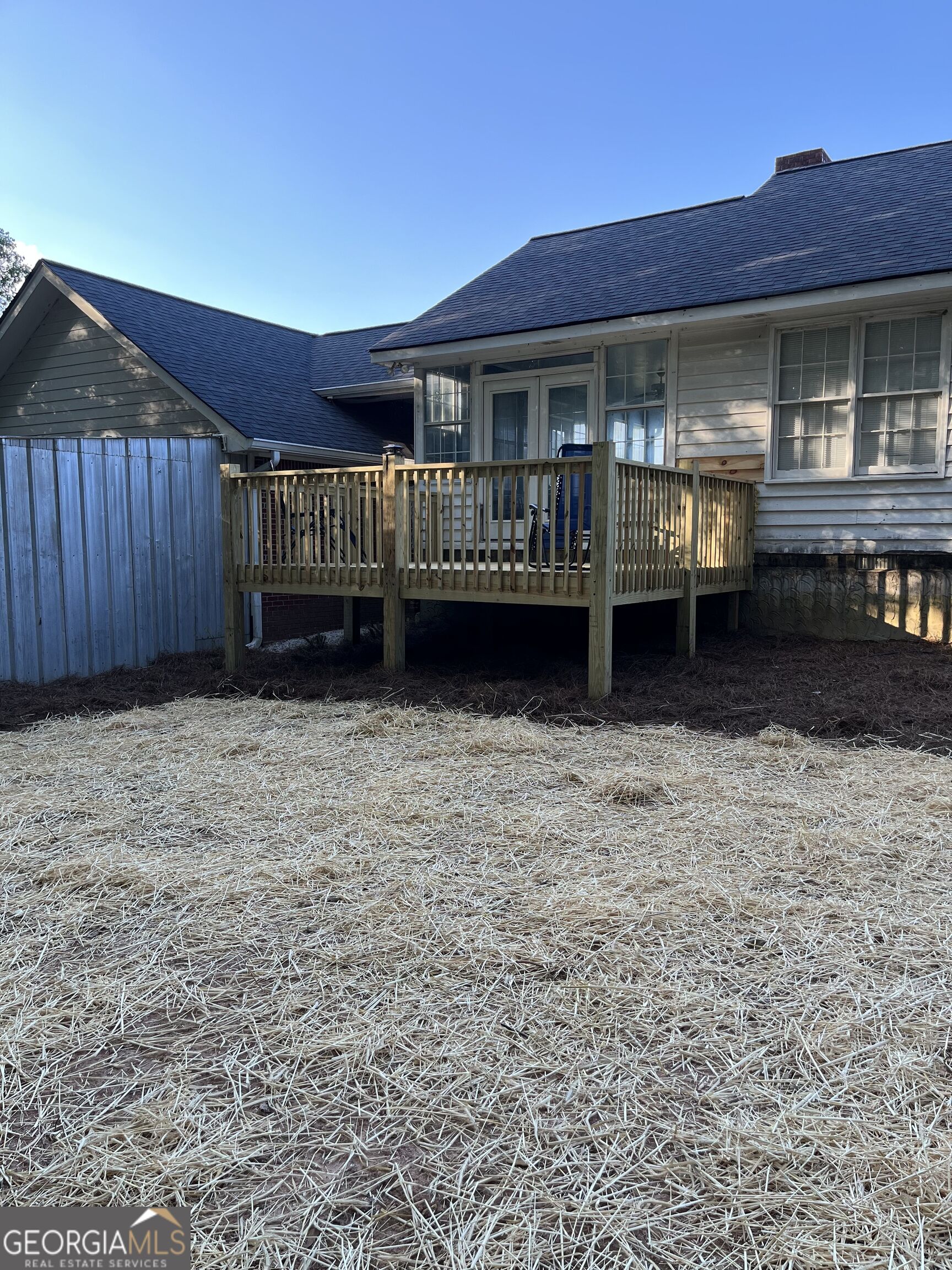 585 P J East Road Property Photo 36