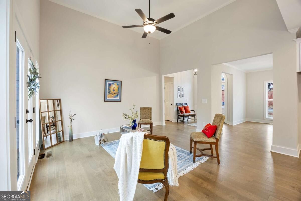 400 Ansley Property Photo 7