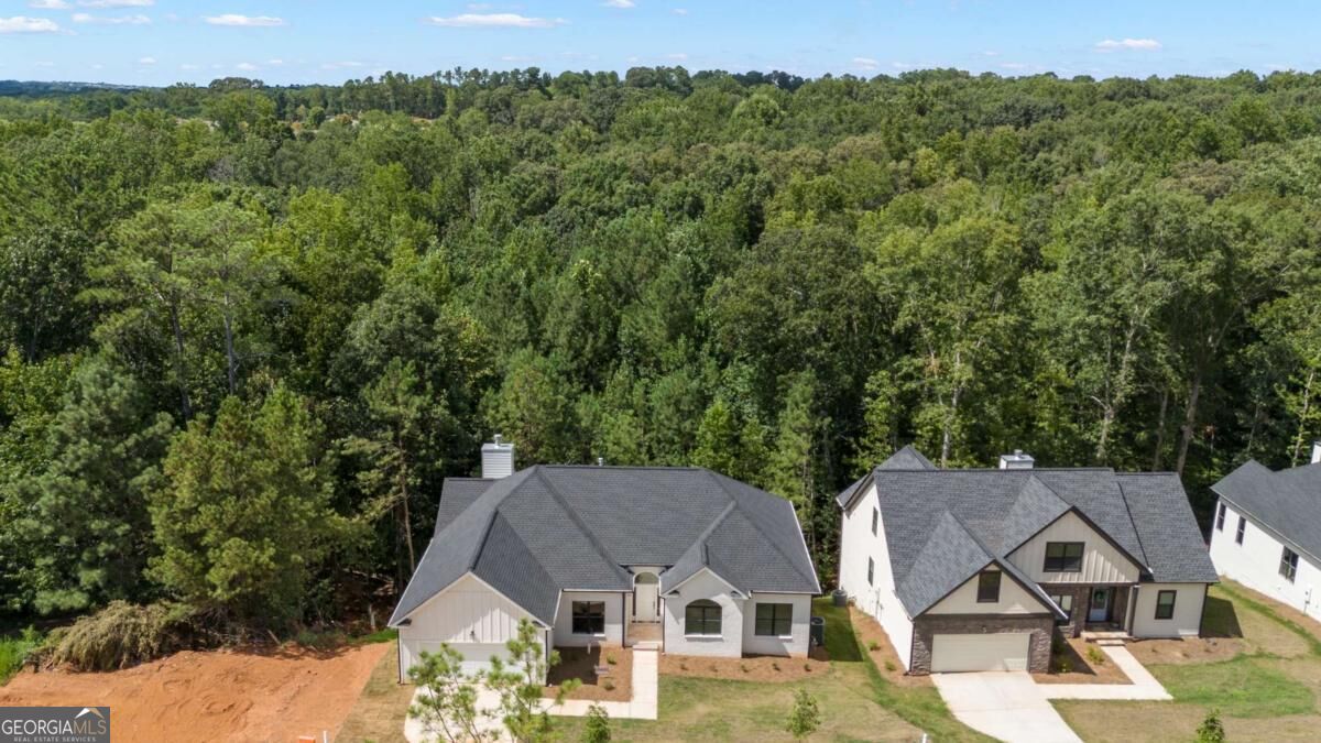 400 Ansley Property Photo 28