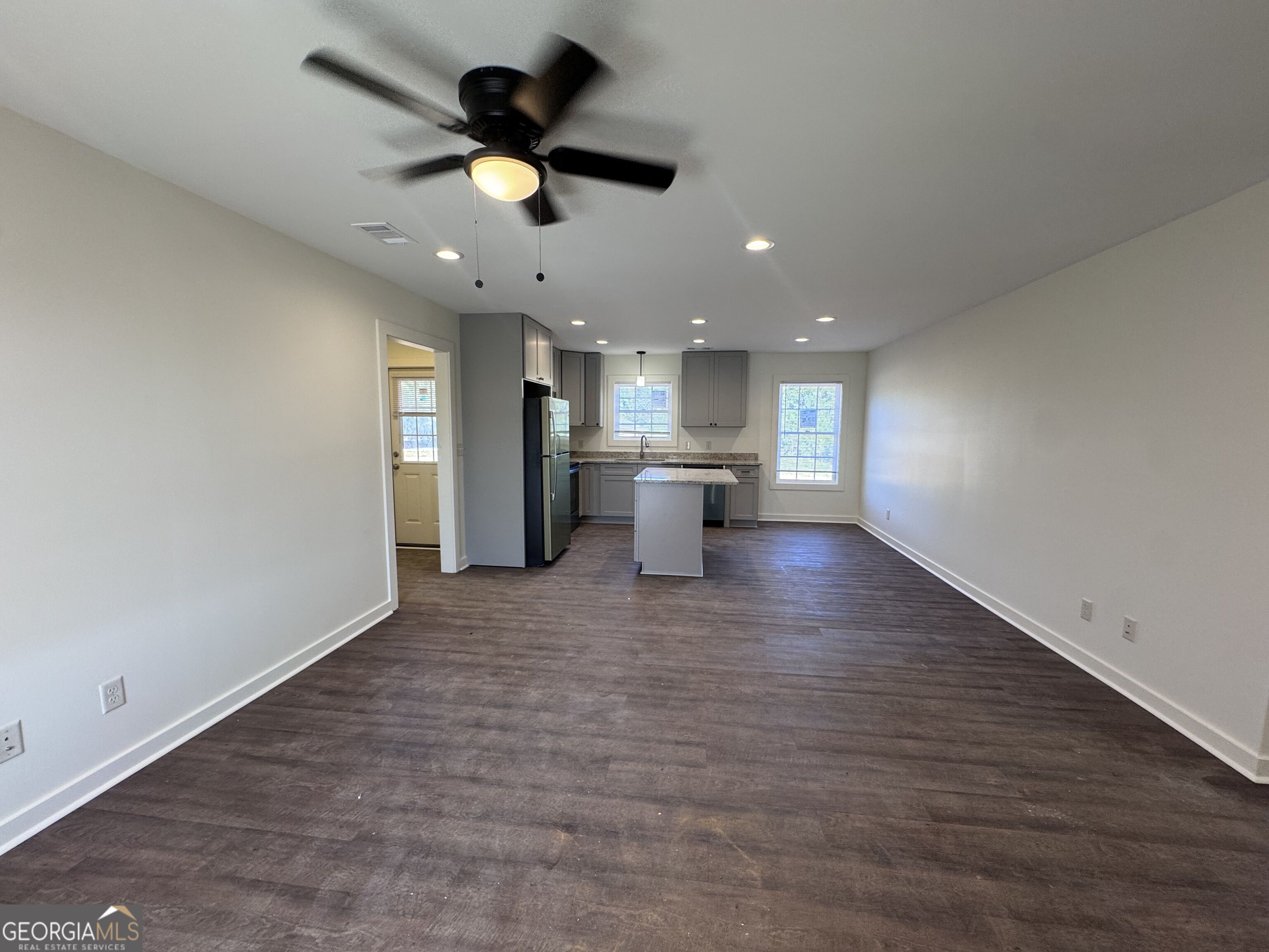 1302 Dean Lane # B Property Photo 2