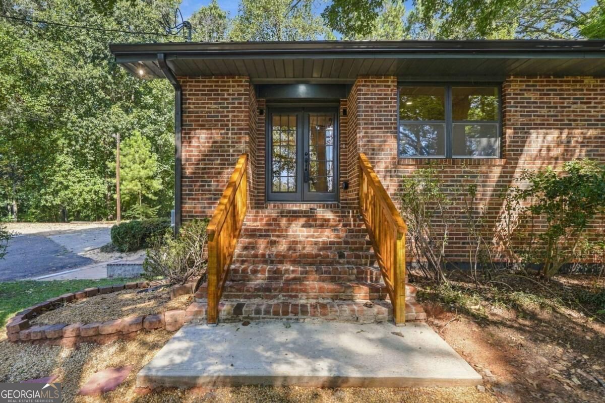 142 Ann Drive Property Photo 1