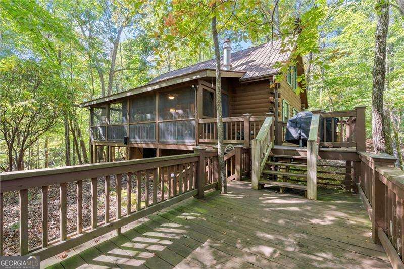 726 Cherry Lake Drive Property Photo 8