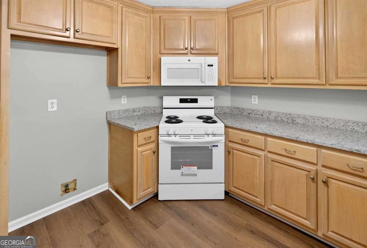 250 Buddy Burt Road Property Photo 8