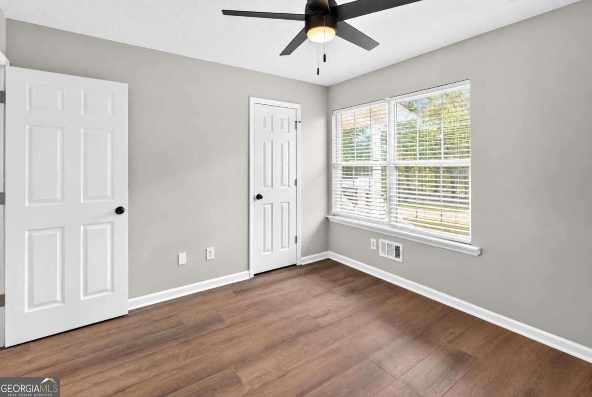 250 Buddy Burt Road Property Photo 18
