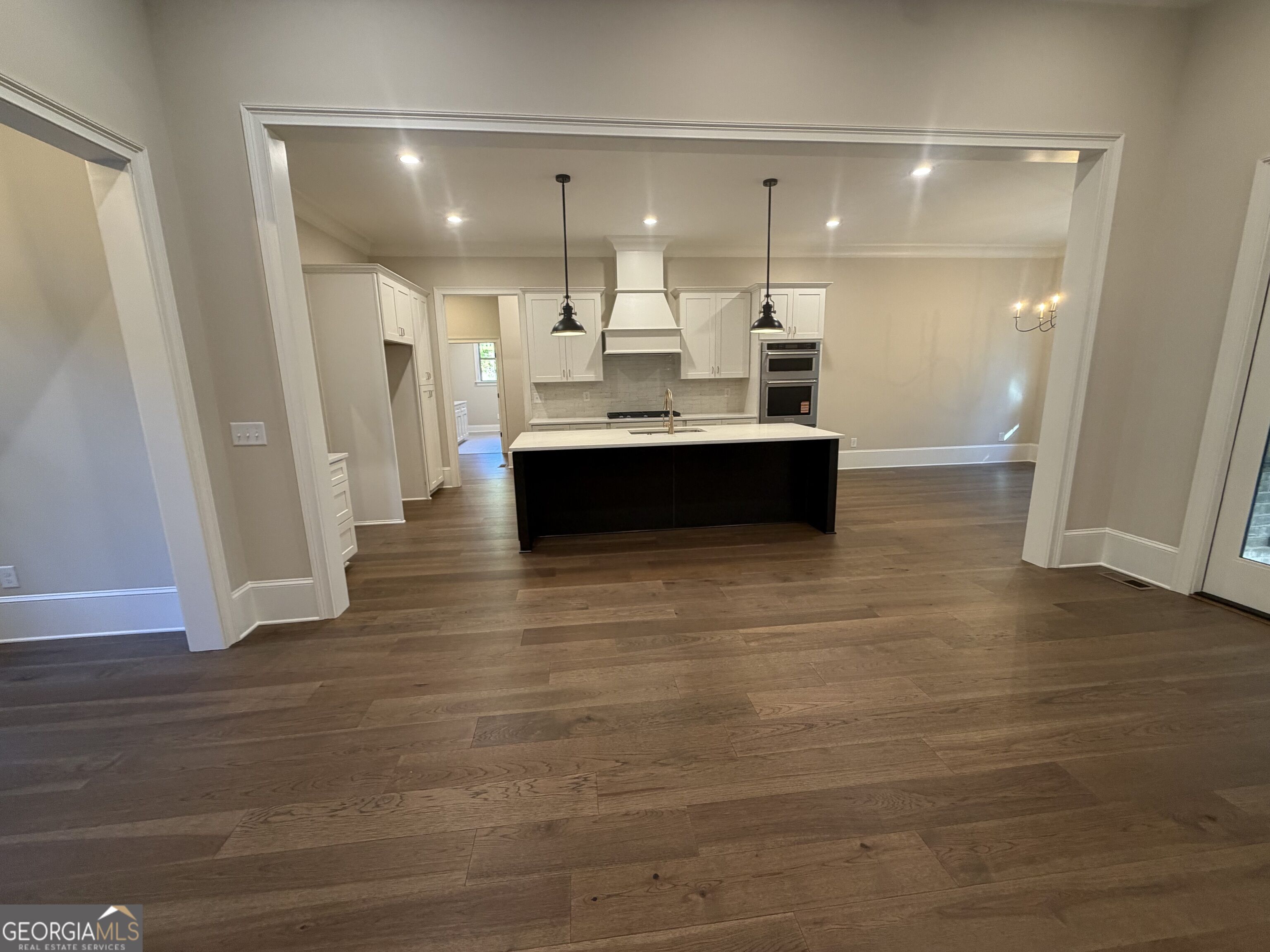 1051 Waverly Drive Property Photo 17