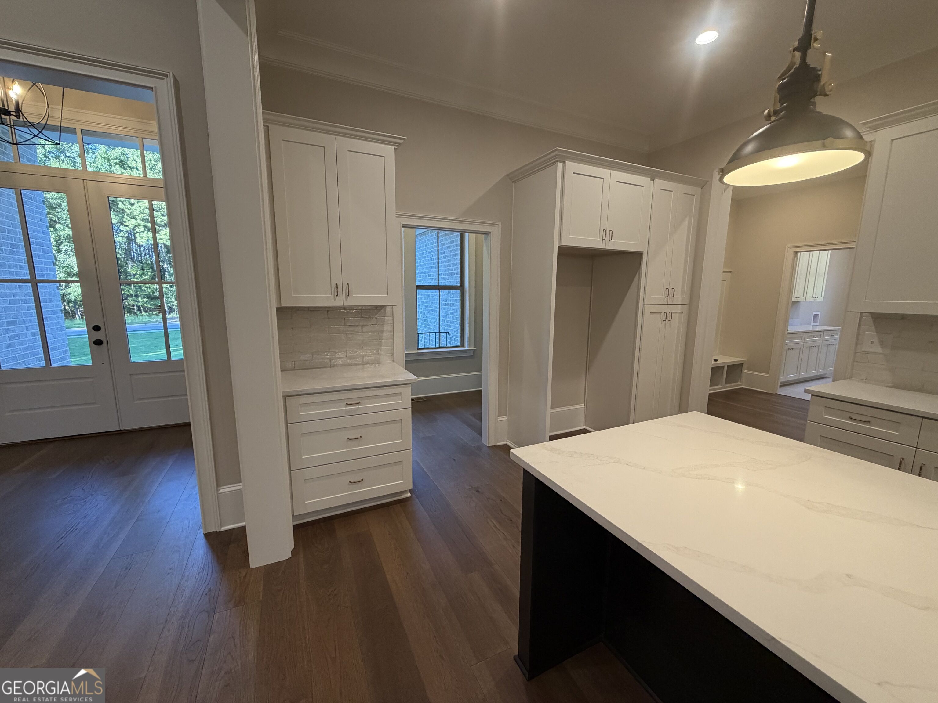 1051 Waverly Drive Property Photo 20