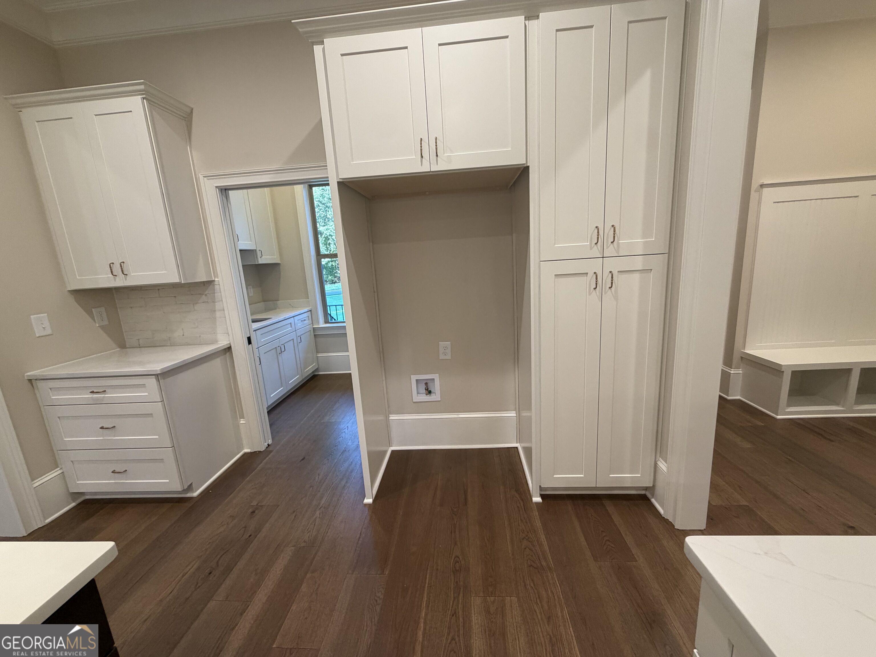 1051 Waverly Drive Property Photo 23