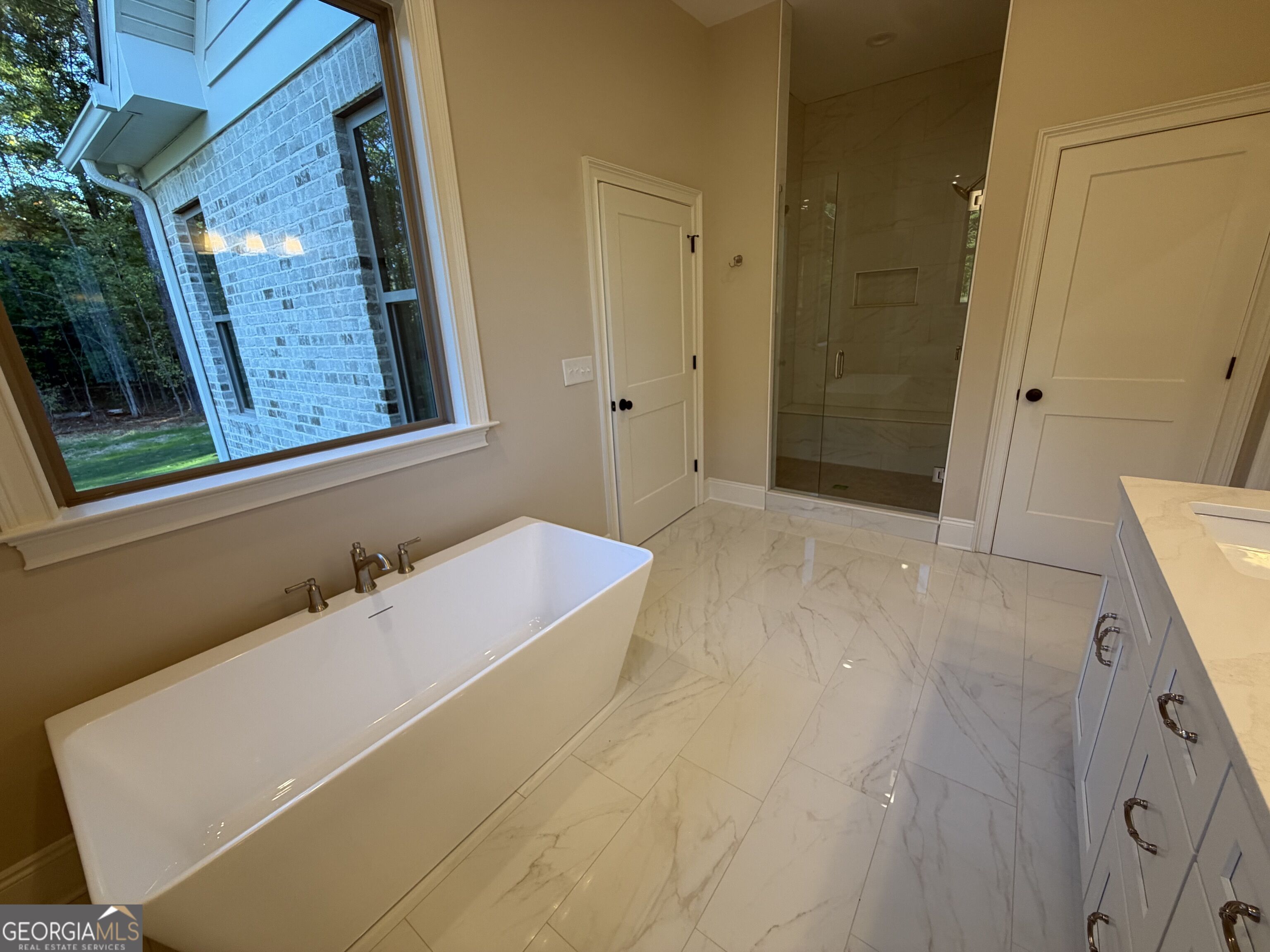 1051 Waverly Drive Property Photo 37