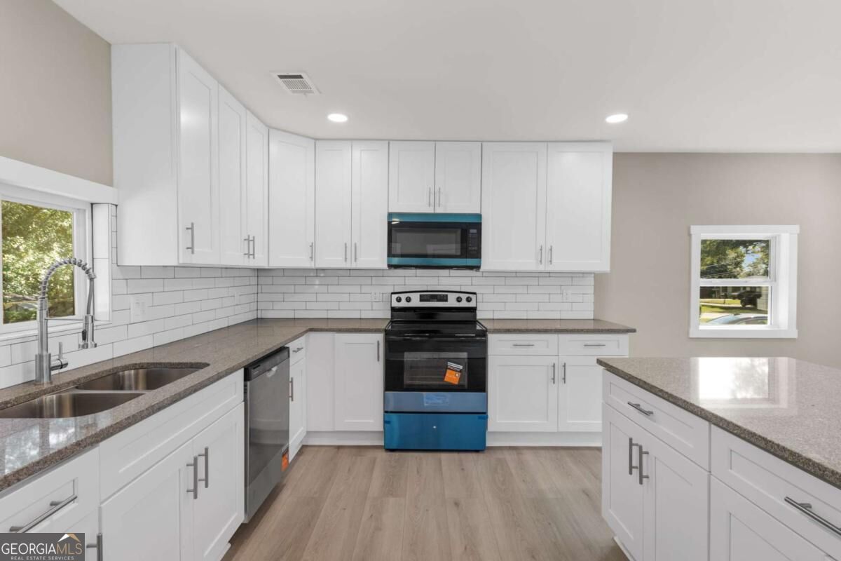2780 Long Way Property Photo 14
