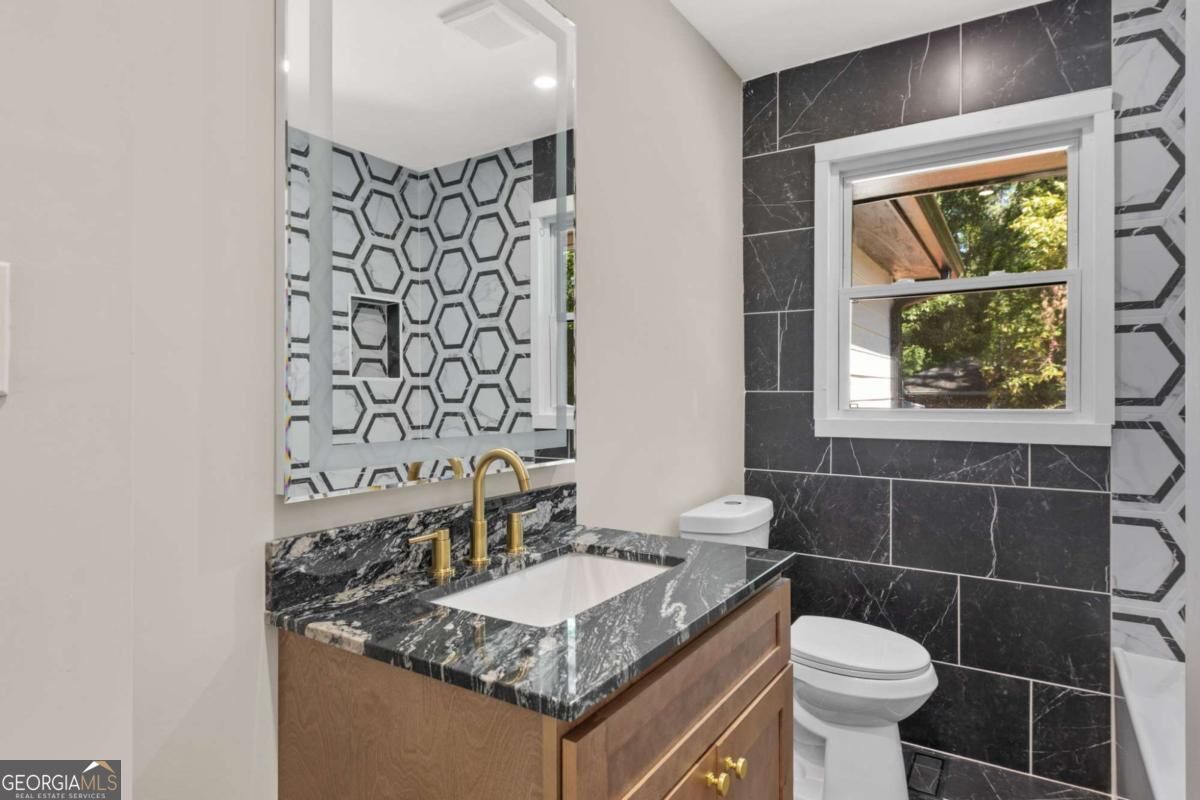 2780 Long Way Property Photo 19