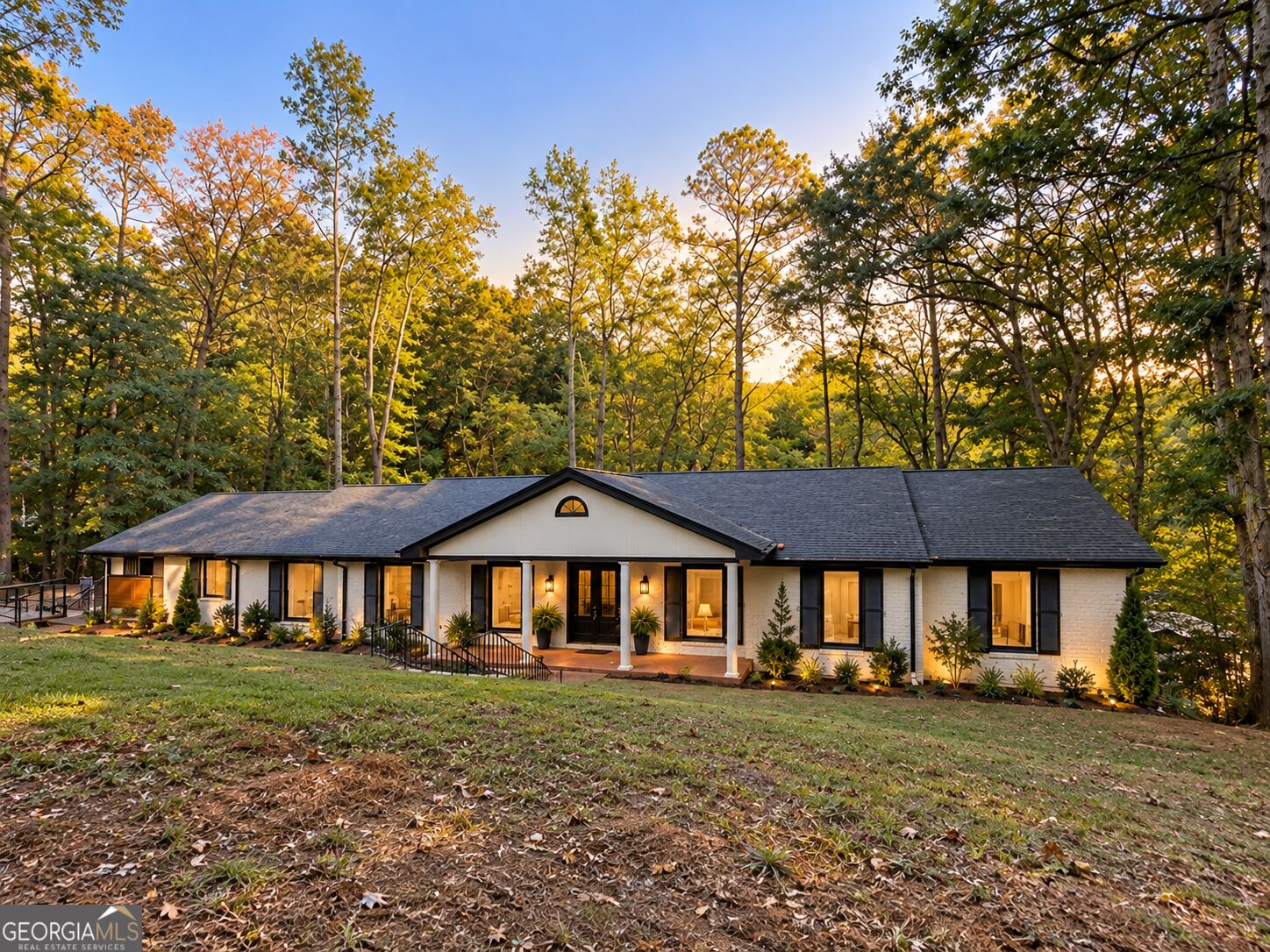 360 Glenwood Drive Property Photo 1