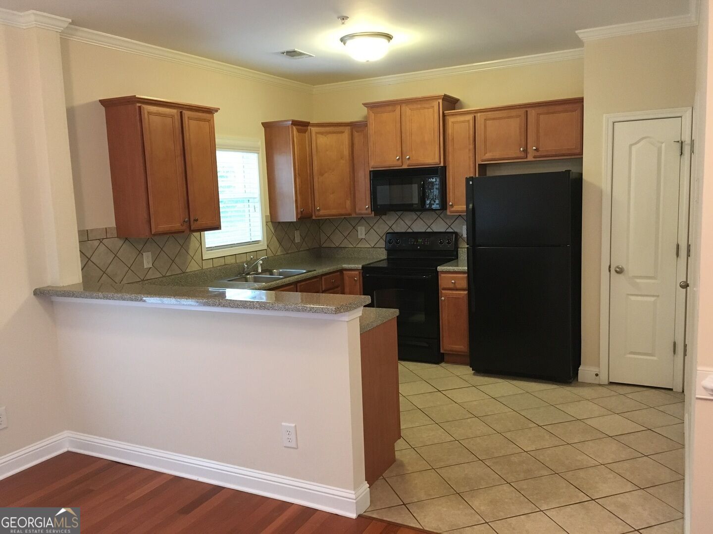 287 Oconee River Circle Property Photo 3