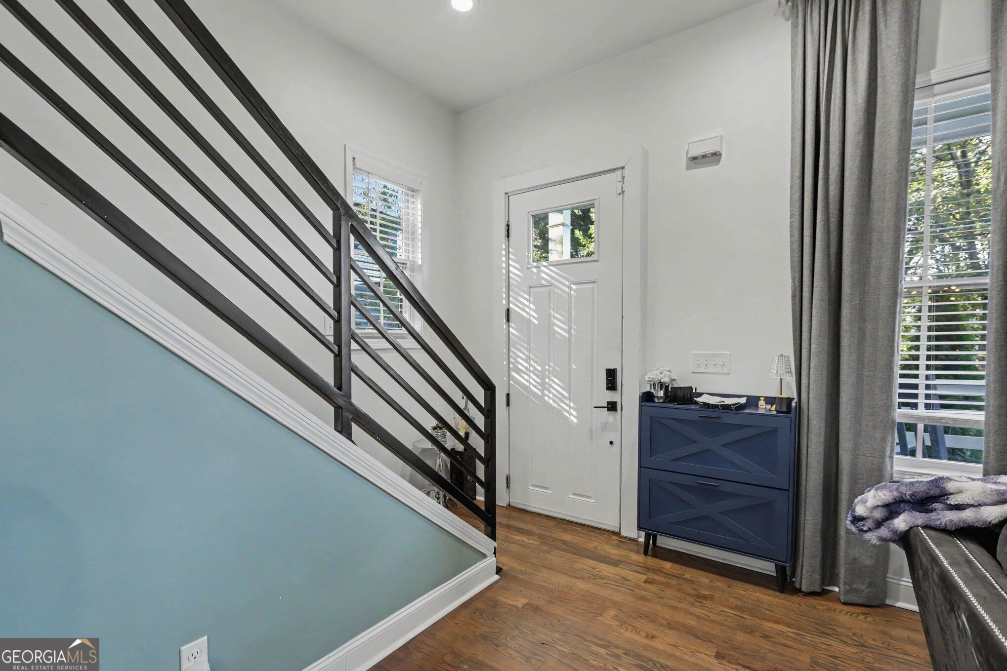 1706 Morris Avenue Property Photo 4