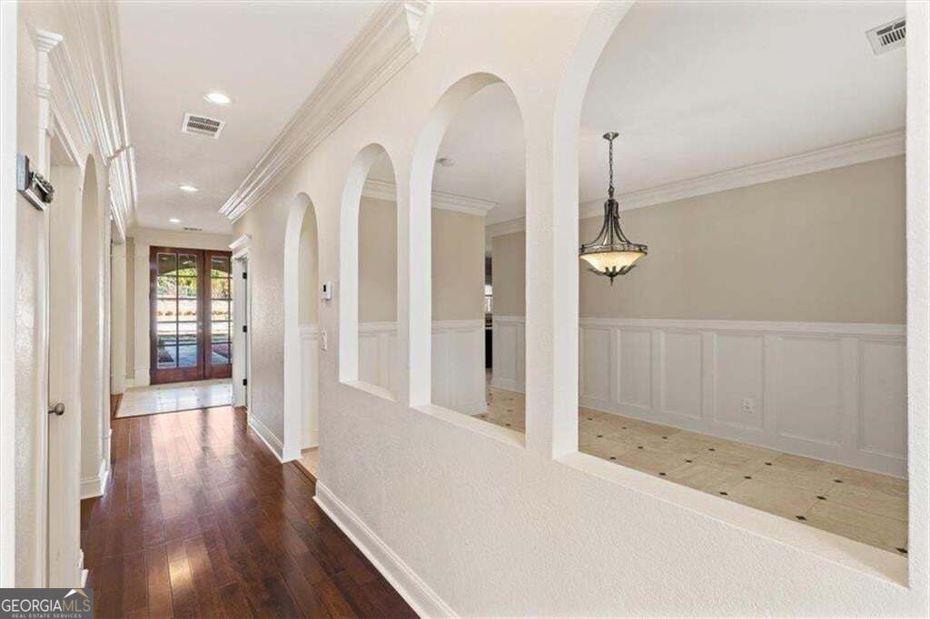 142 Nelson Boulevard Nw Property Photo 6