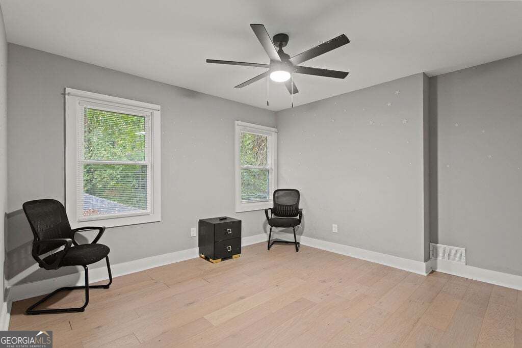 1990 Flintwood Drive Se Property Photo 8