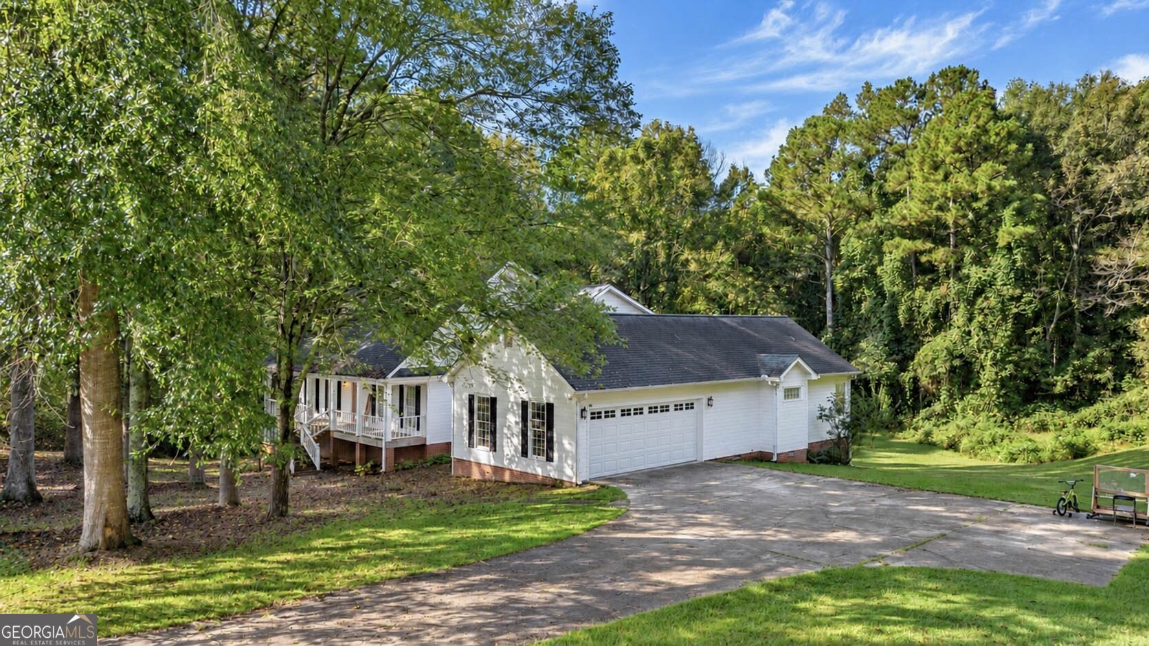 185 Bartlett Circle Property Photo 1