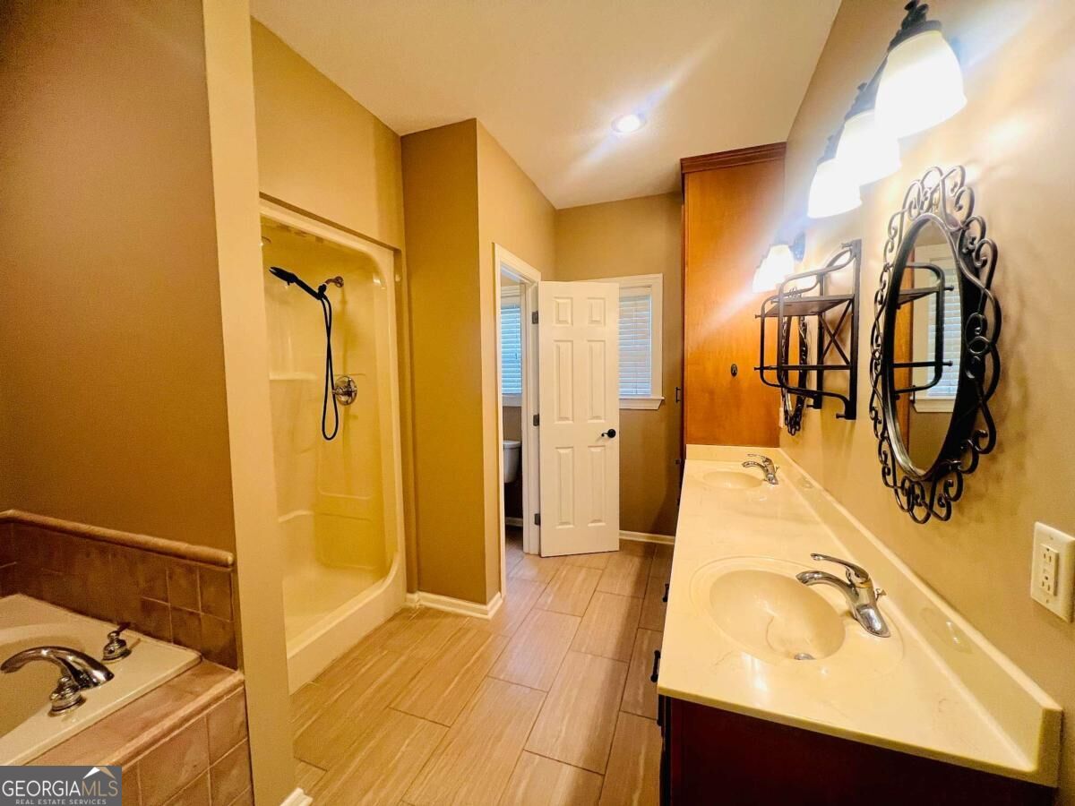 4022 Liska Circle Property Photo 21