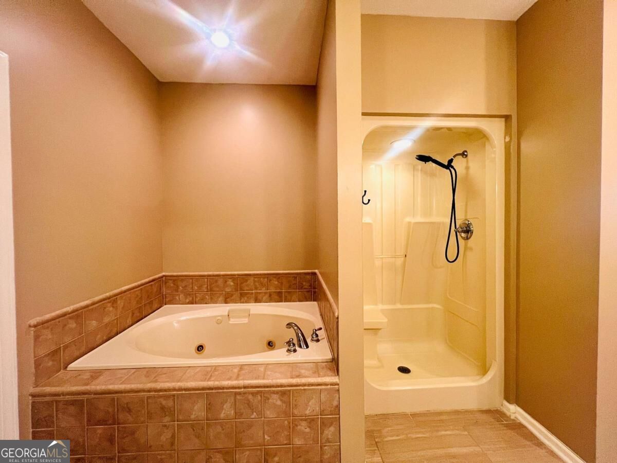 4022 Liska Circle Property Photo 23