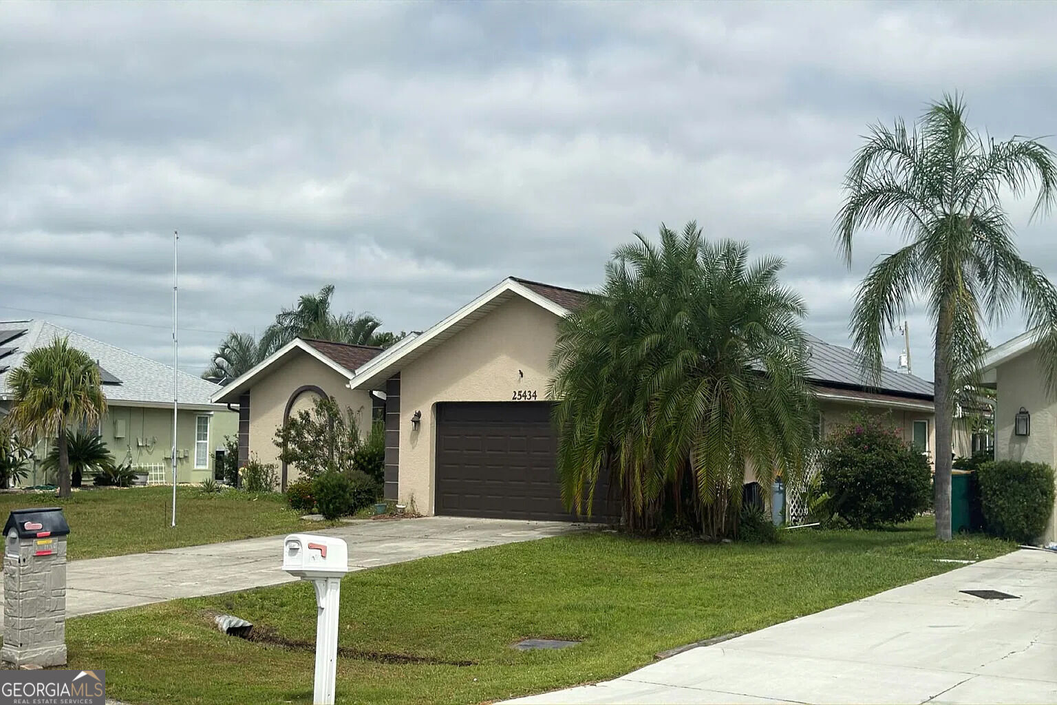 25434 Rampart Boulevard Property Photo 2