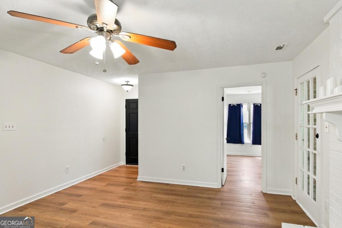 7260 Fernwood Drive Property Photo 5