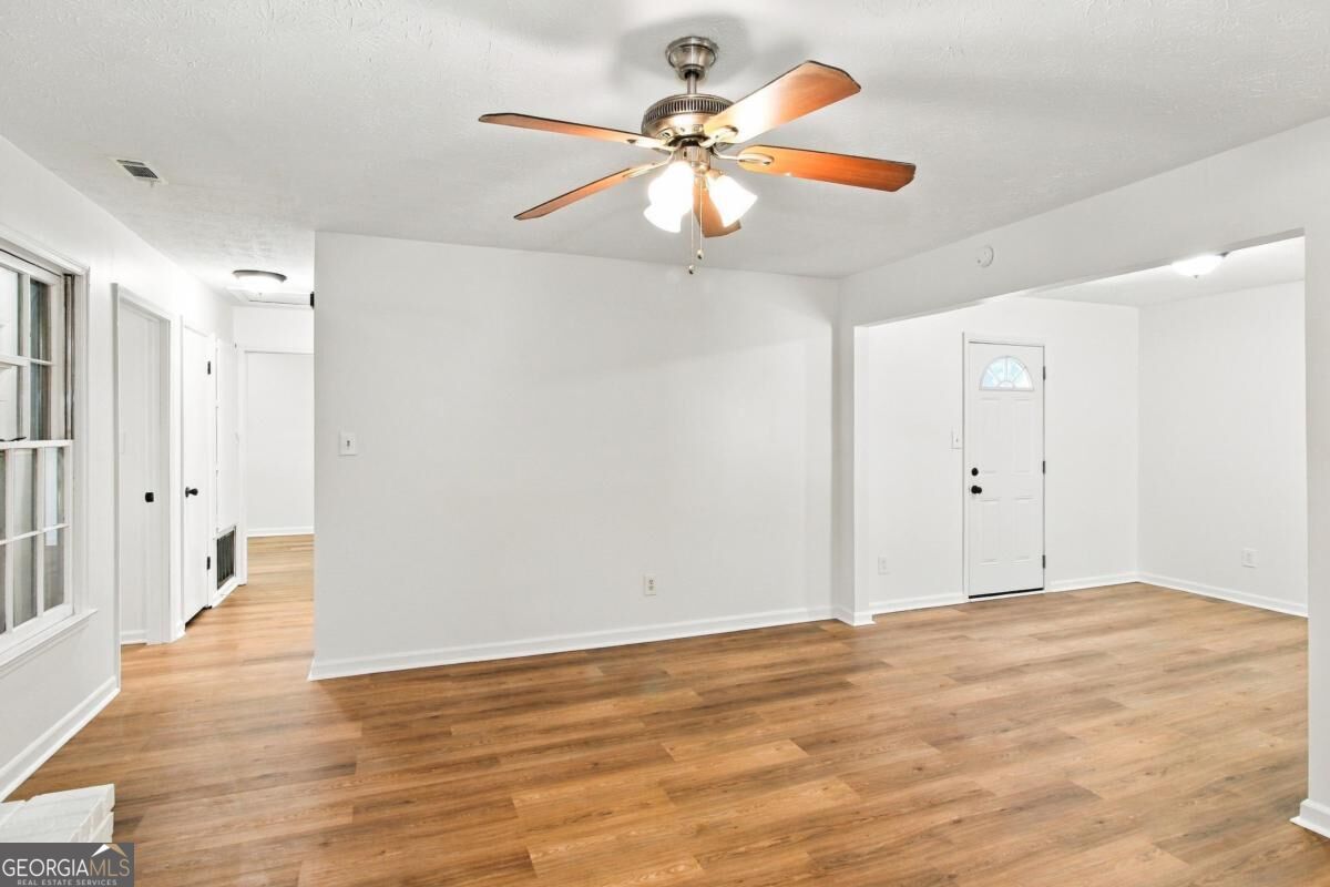 7260 Fernwood Drive Property Photo 6