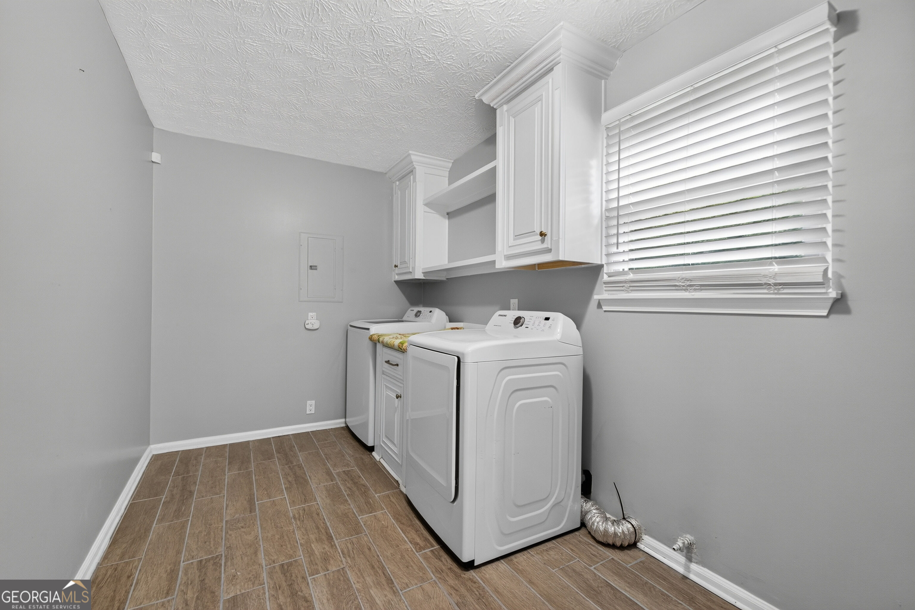 430 Pinehurst Drive Property Photo 14