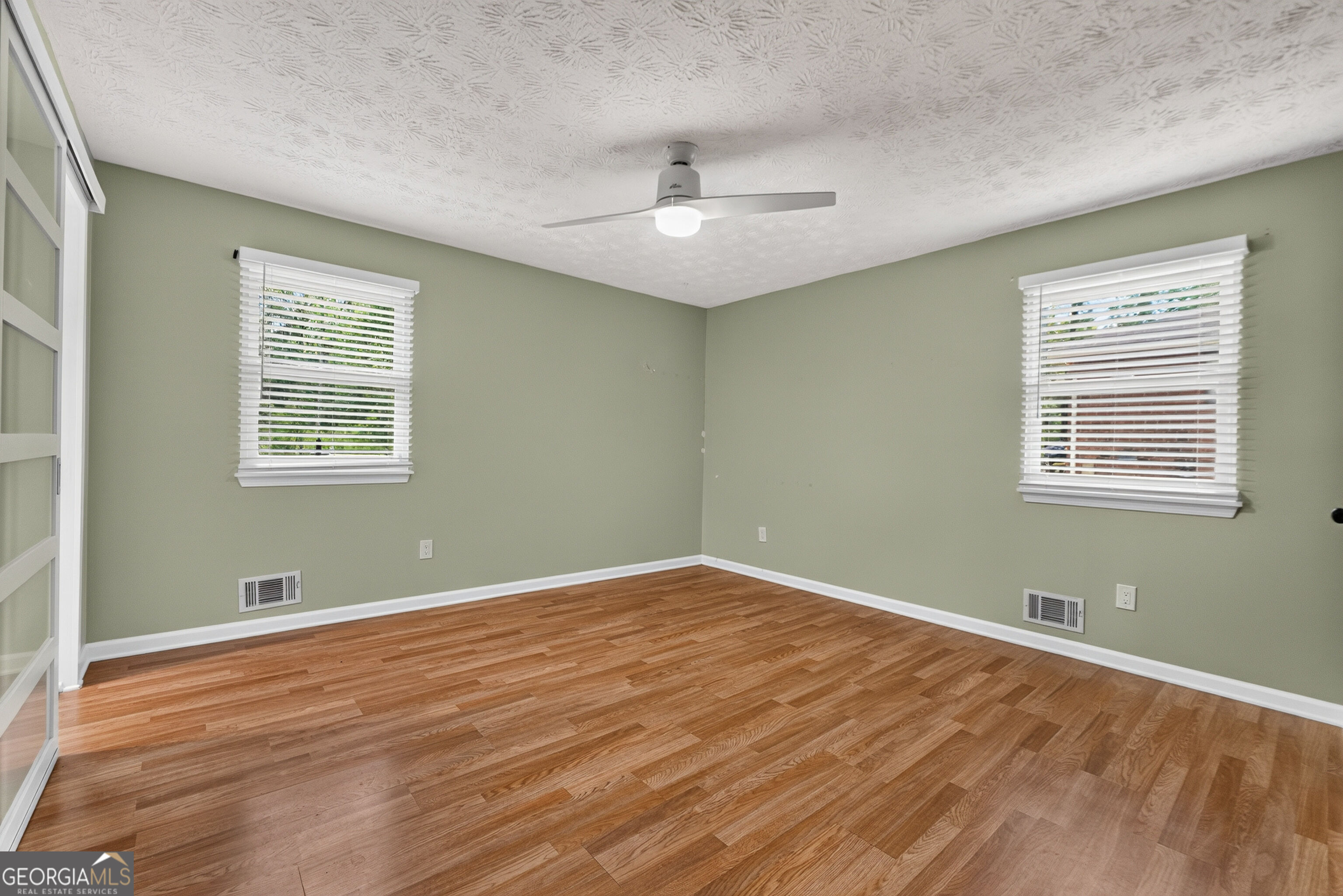 430 Pinehurst Drive Property Photo 17