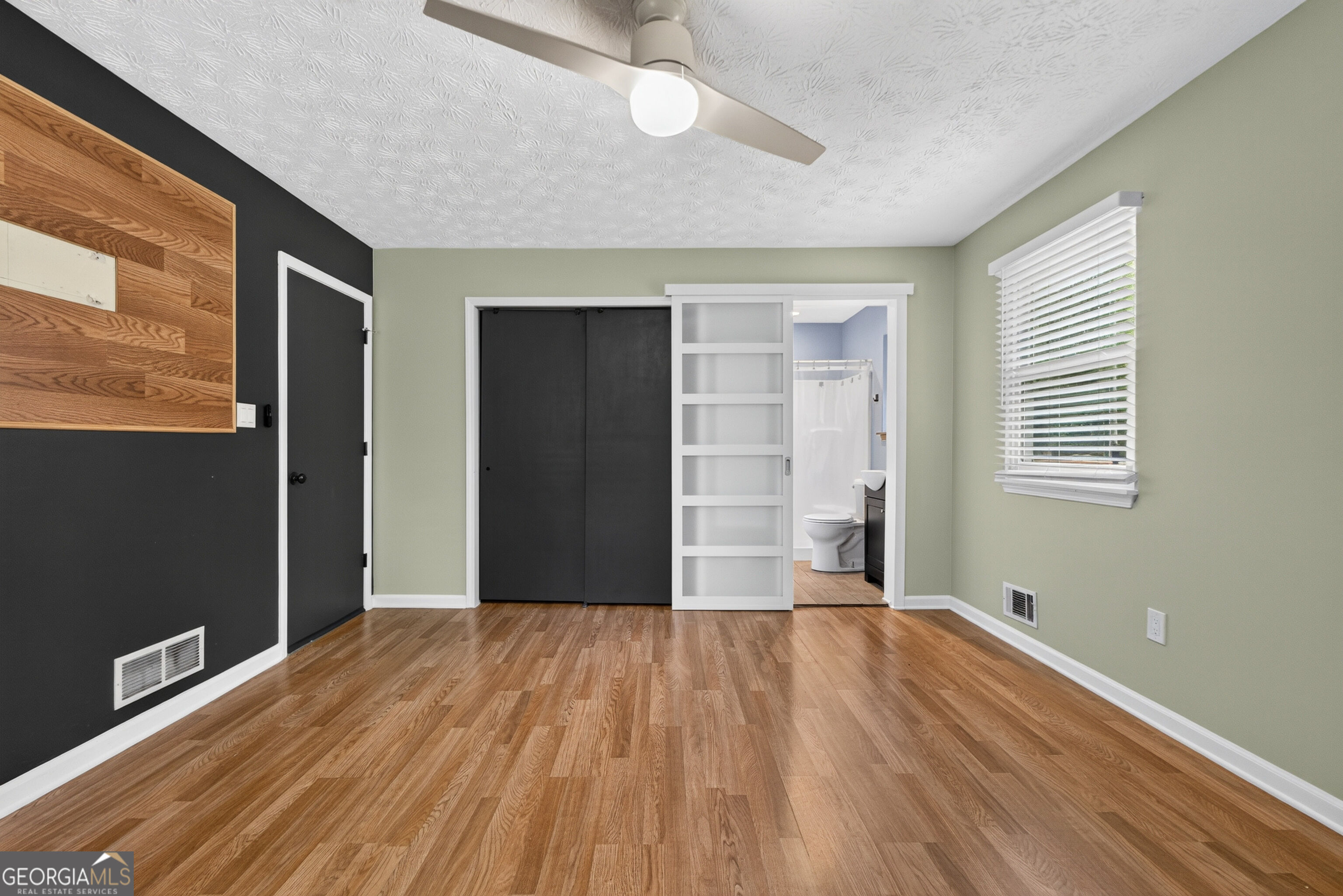 430 Pinehurst Drive Property Photo 19