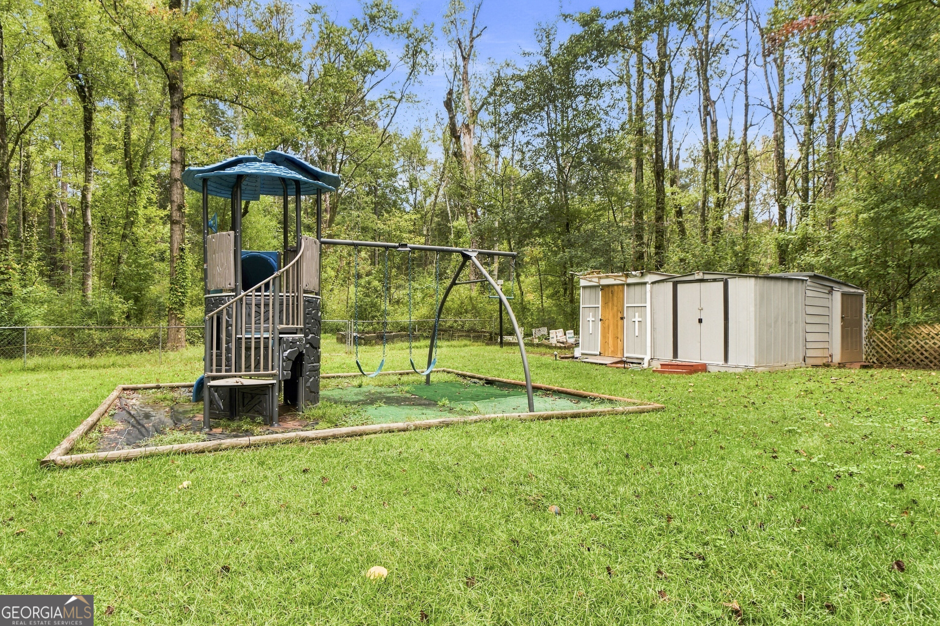 430 Pinehurst Drive Property Photo 26