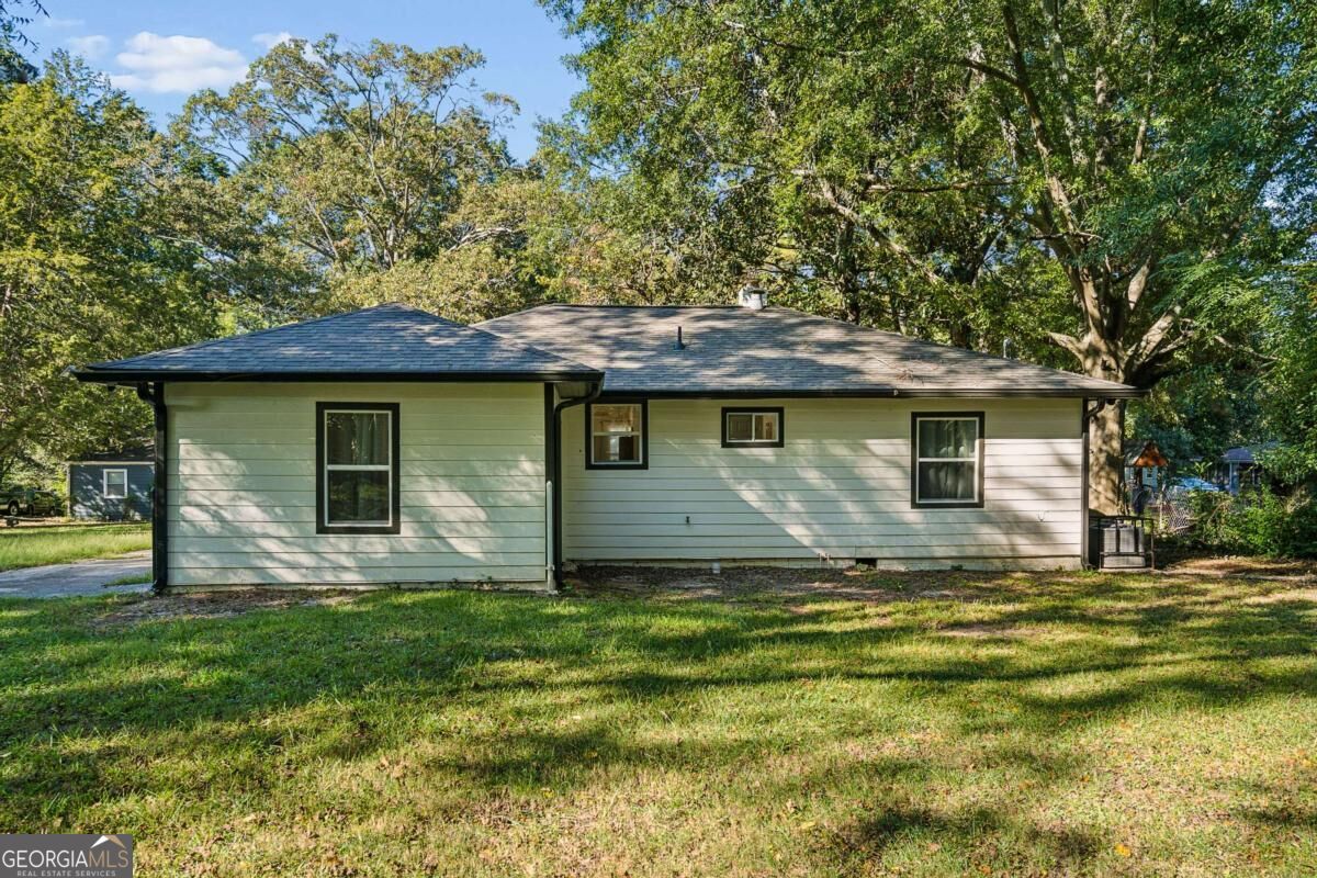 569 Yancey Drive Property Photo 3