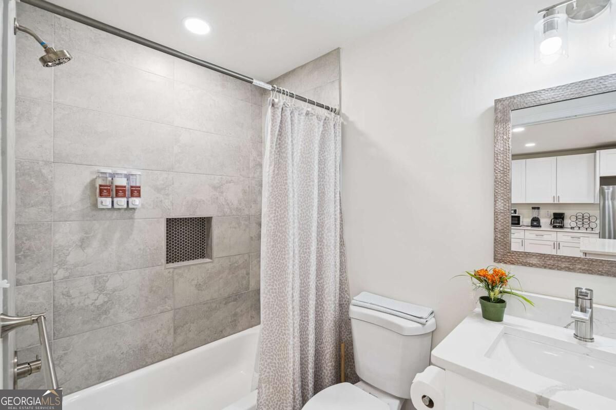 569 Yancey Drive Property Photo 14