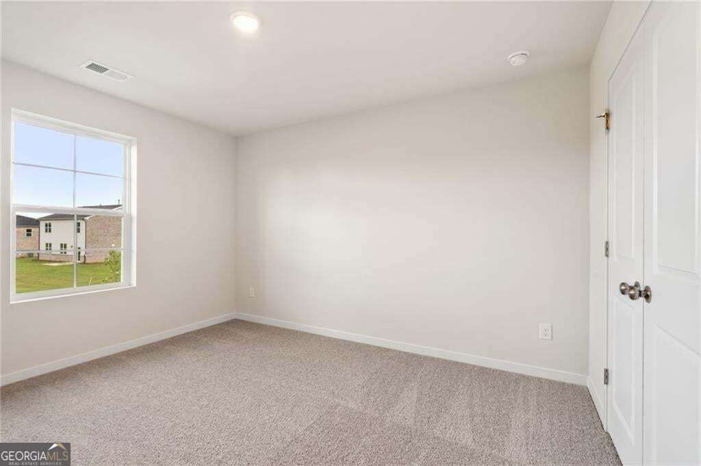 305 Earnshaw Avenue Property Photo 16