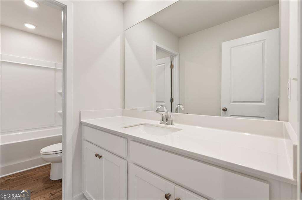 305 Earnshaw Avenue Property Photo 19