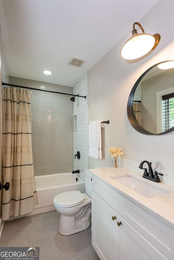 1197 Beechview Drive Se Property Photo 9
