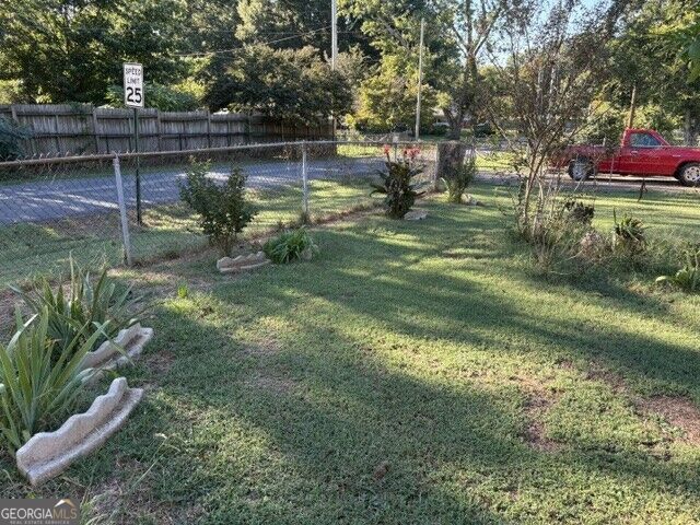 300 E Belmont Drive Property Photo 11