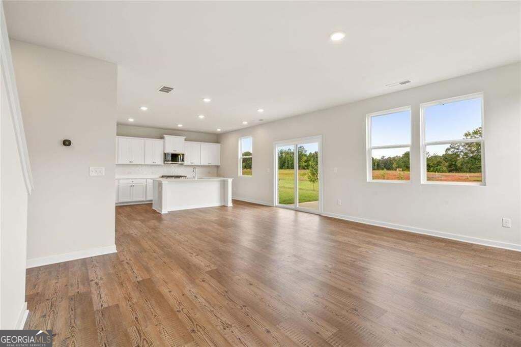 104 Allington Drive Property Photo 2
