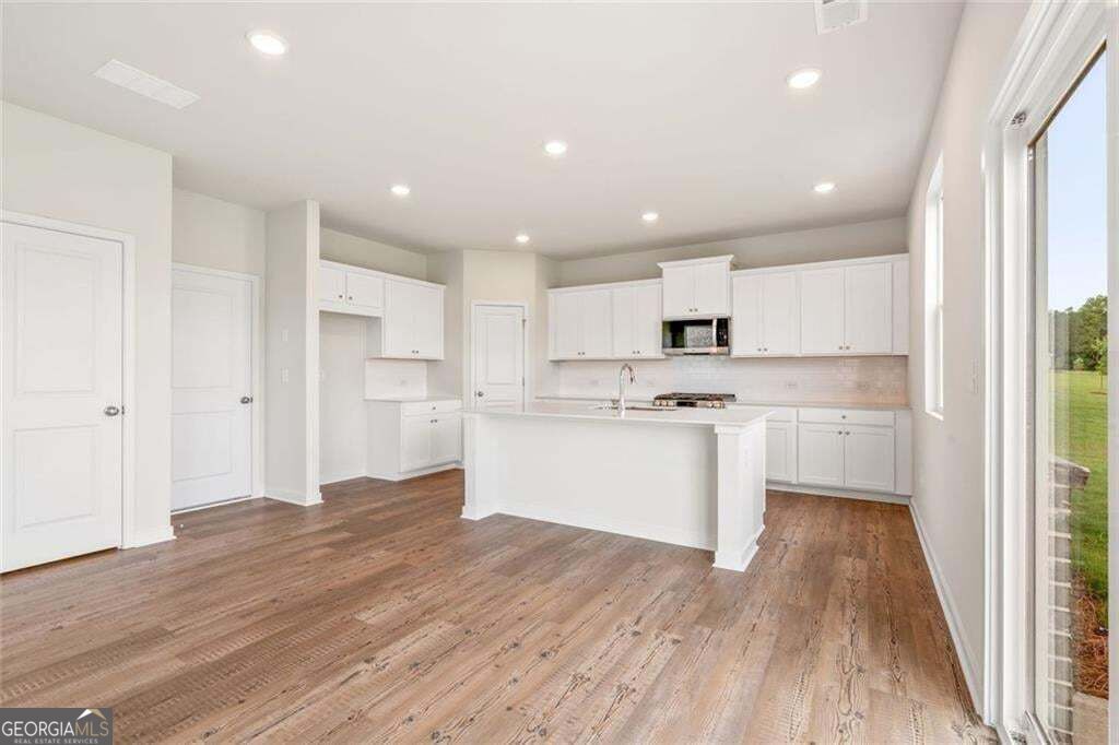104 Allington Drive Property Photo 8
