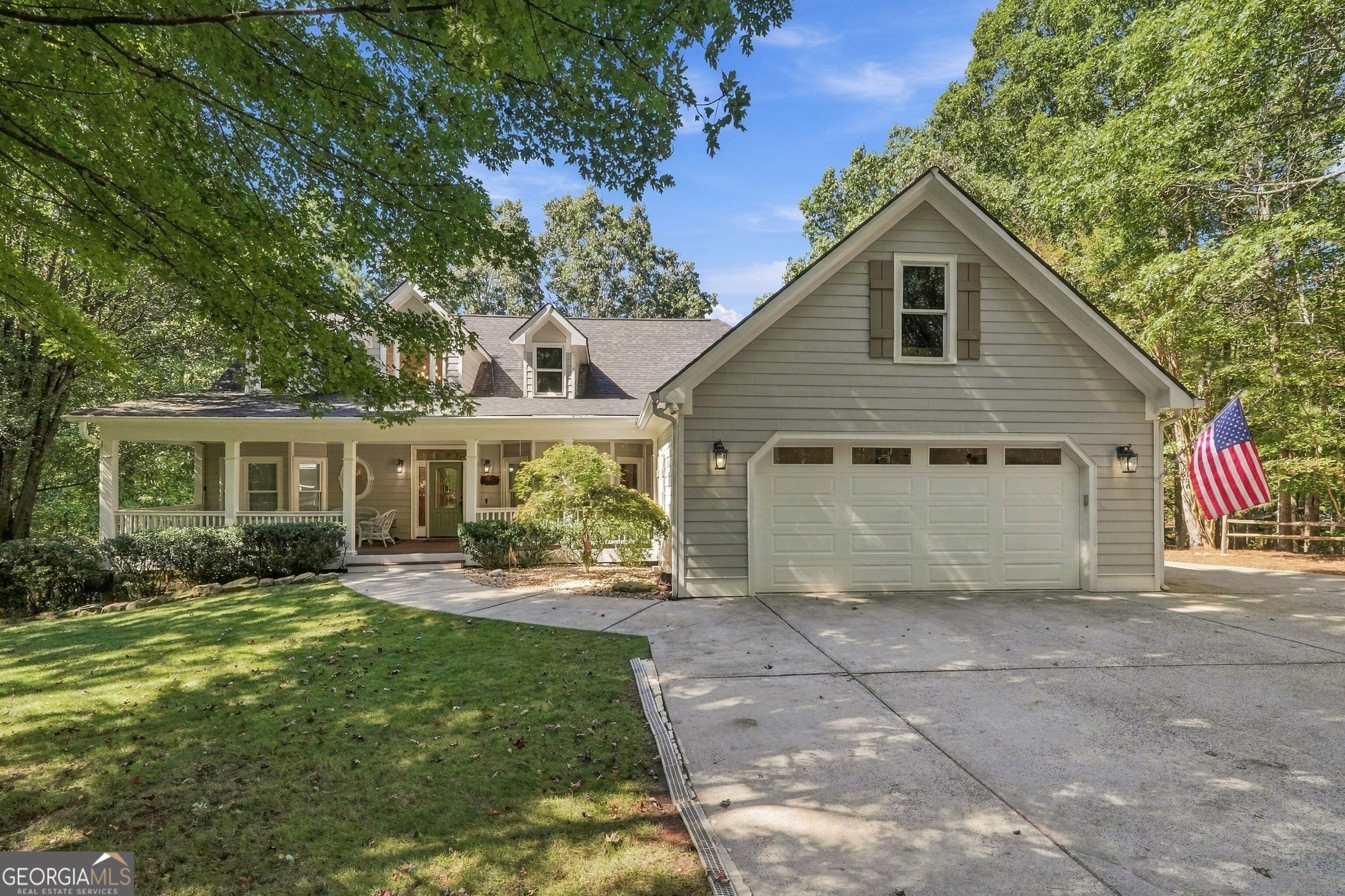 415 Sharp Mountain Parkway Property Photo 1
