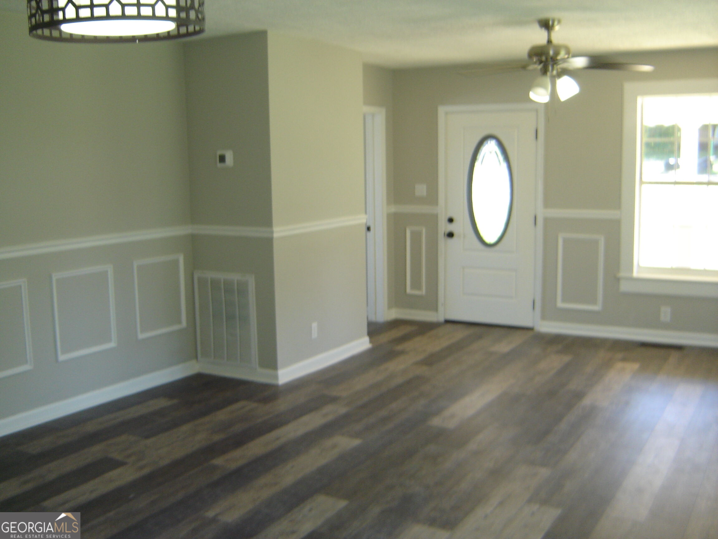 1703 E 3rd Court Property Photo 28