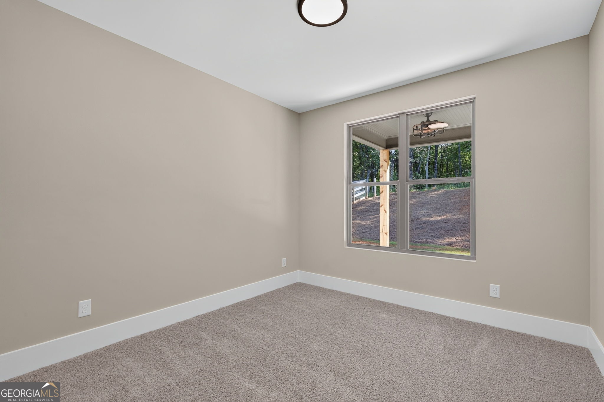 141 Hannahs Court Property Photo 13