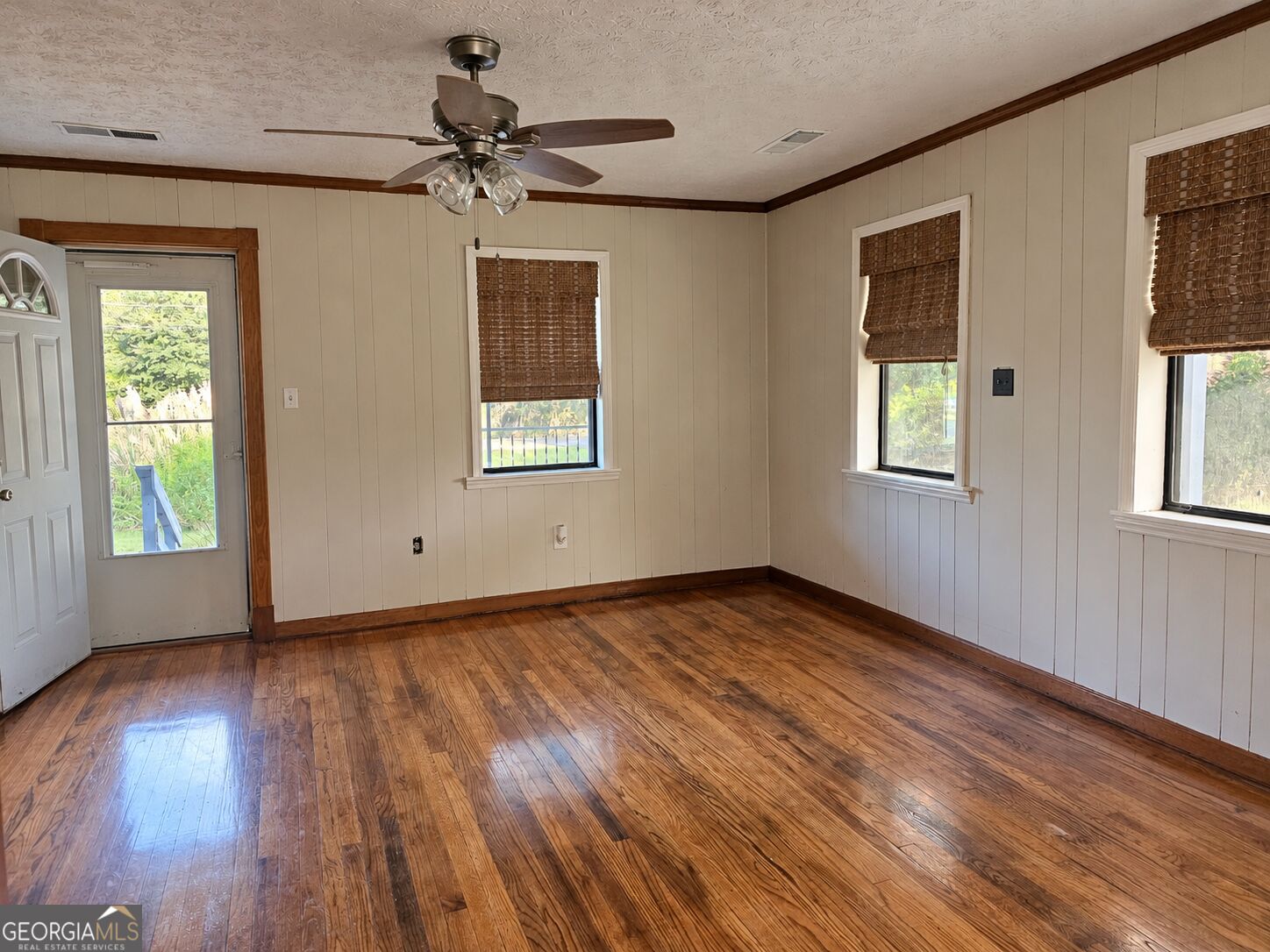 7056 Geneva Highway Property Photo 5
